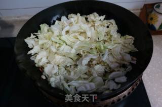 芝麻椒香卷心菜的做法步骤：2