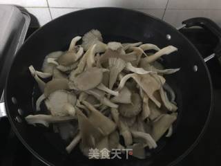 野菜烧蘑菇的做法步骤：4