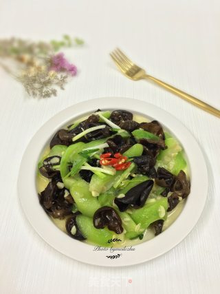 丝瓜炒木耳的做法步骤：8