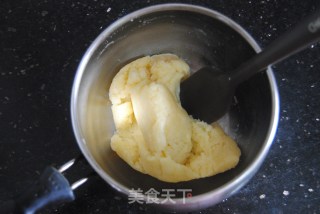 草莓酥皮大泡芙的做法步骤：6