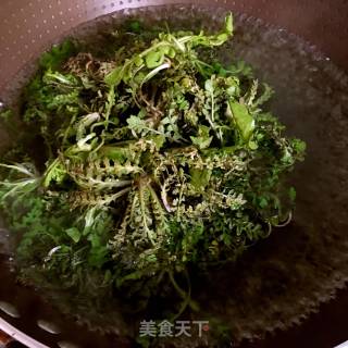 香煎荠菜馄饨的做法步骤：2