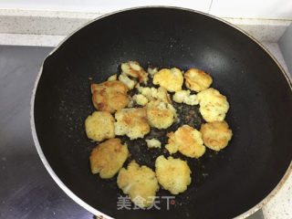 香煎椒盐小土豆的做法步骤：8