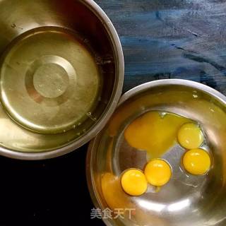 鲜花蛋糕的做法步骤：1