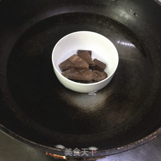 巧克力慕斯蛋糕的做法步骤：3