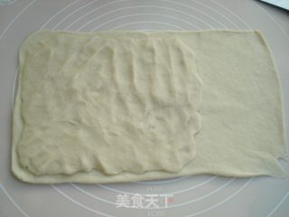 豆沙荷花酥的做法步骤：2
