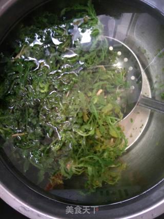 ＃春食野菜香＃炸荠菜猪肉春卷的做法步骤：3