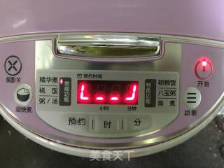 电饭锅版戚风蛋糕的做法步骤：16