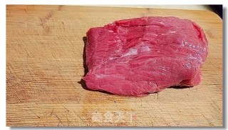 牙签牛肉的做法步骤：1