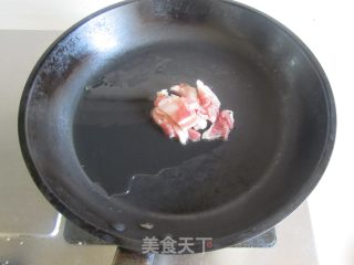 菠菜炒肉丝的做法步骤：4