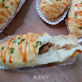 肉松芝士沙拉面包的做法步骤：16