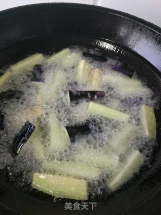 烧地三鲜的做法步骤：3