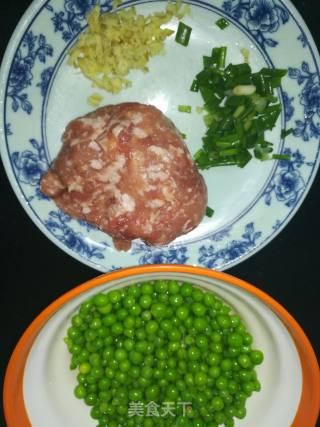 肉末青豆的做法步骤：1