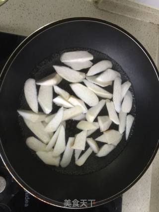 冬笋烧杏鲍菇的做法步骤：3
