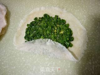 韭菜鸡蛋卷的做法步骤：3