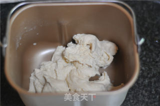 紫薯红豆卷面包花的做法步骤：3