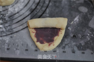 紫薯红豆卷面包花的做法步骤：8