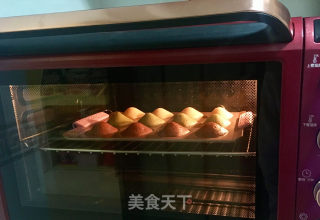 橙香彩色玛德琳蛋糕（少油版）的做法步骤：9