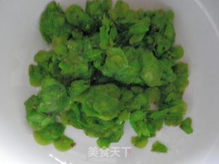 榆钱饼的做法步骤：2
