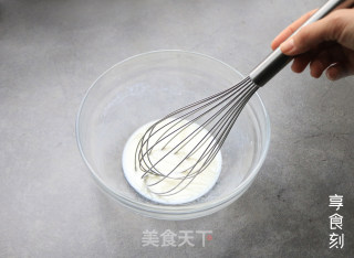 【微波炉新技能】西红柿蛋糕的做法步骤：2