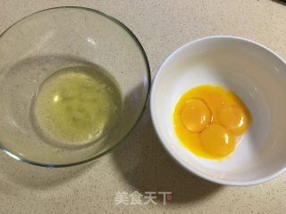 2017，“金鸡报福”蛋糕卷的做法步骤：3