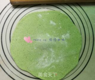 手擀油泼菠菜面的做法步骤：10
