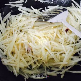 酸辣土豆丝的做法步骤：5
