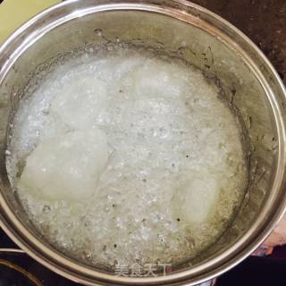 冰糖草莓????的做法步骤：2