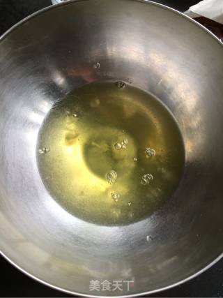 海苔肉松小小贝的做法步骤：2
