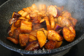 【每日新品】私人订制红烧肉的做法步骤：6