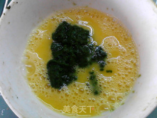 煎翡翠茼蒿蛋的做法步骤：3