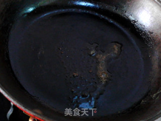 煎翡翠茼蒿蛋的做法步骤：5