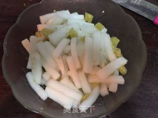 泡椒萝卜条的做法步骤：8