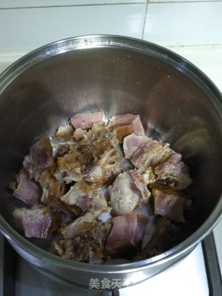 腊排骨炖土豆的做法步骤：2