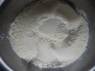 韭菜鸡蛋饼的做法步骤：1