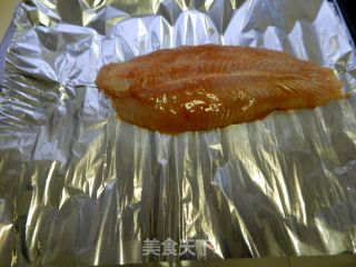 蜜汁烤鱼柳的做法步骤：7