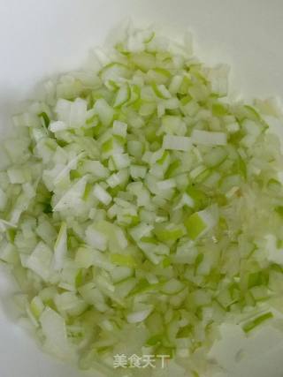 榆钱咸食的做法步骤：2