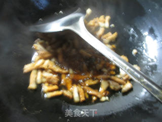 五花肉炒茼蒿的做法步骤：5
