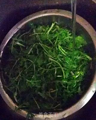 荠菜猪肉水饺的做法步骤：5
