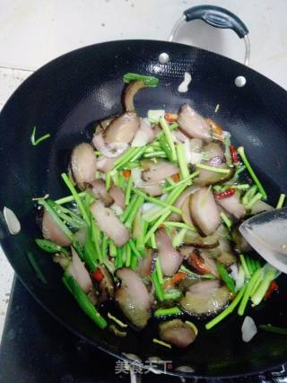 蒜薹炒腊肉的做法步骤：7