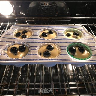蓝莓马芬的做法步骤：8