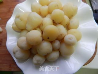 红烧小土豆的做法步骤：3