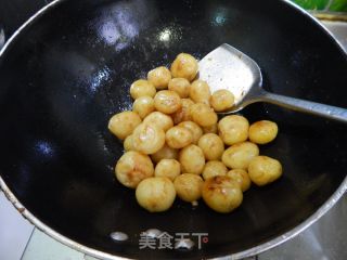 红烧小土豆的做法步骤：8
