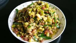 ＃春食野菜香＃小笋酸菜炒肉泥的做法步骤：10
