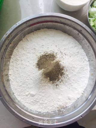 芝麻葱油饼的做法步骤：2