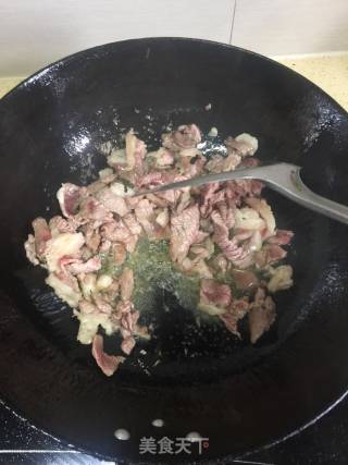 孜然牛肉的做法步骤：6