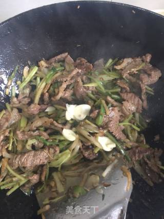 孜然牛肉的做法步骤：10
