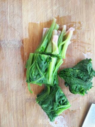 麻酱拌菠菜花生米的做法步骤：4