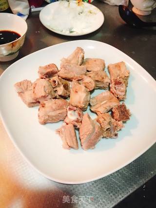 糖醋排骨的做法步骤：3