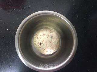 亚麻籽提子软欧包的做法步骤：6