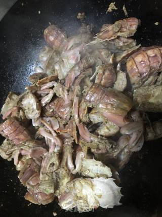 椒盐皮皮虾的做法步骤：4